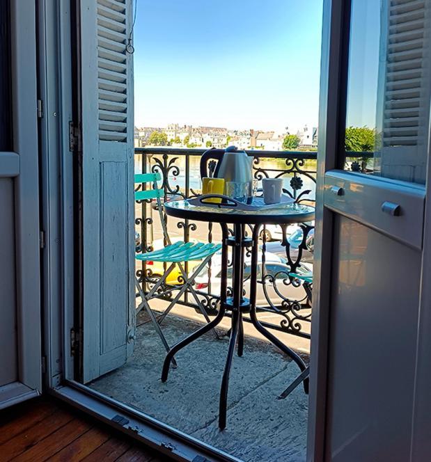 쏘뮤흐 Balcon Sur Loire Local Velo 아파트 외부 사진